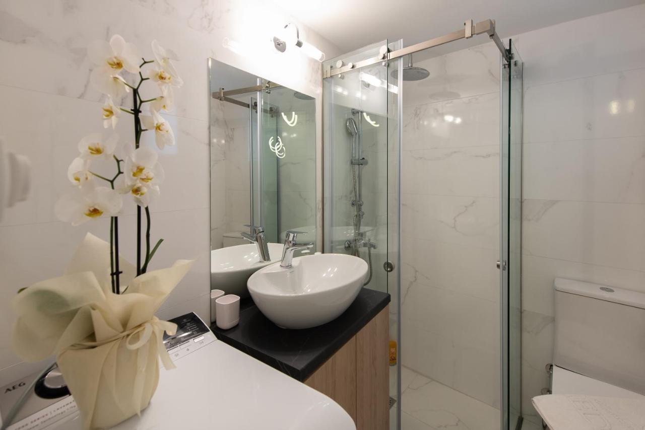 Medluxe Cozy Apartment! Афины Экстерьер фото